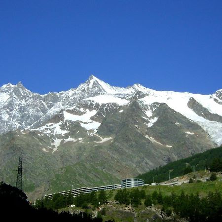 Hôtel Camping Schonblick Im Saas-Tal Extérieur photo